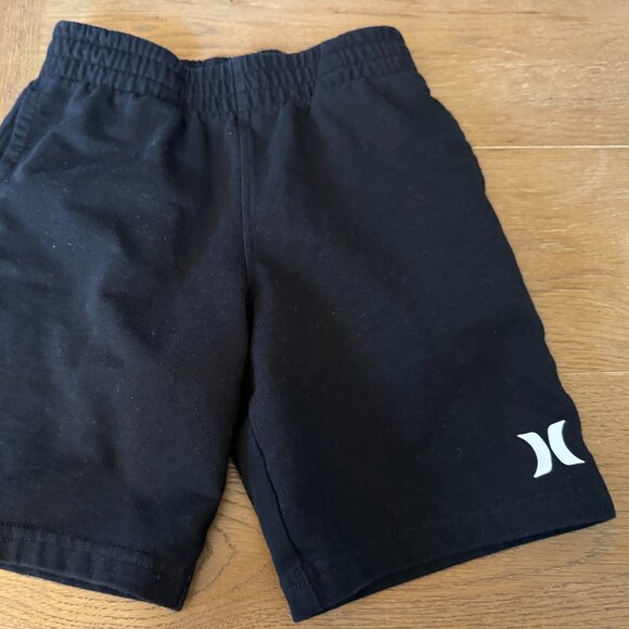 Hurley: Big Boys Utopia Cotton Blend Graphic T-Shirt/ 2 Pair Shorts - Picture 7 of 8